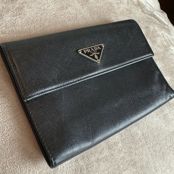 Prada Black Wallet - Picture 1 of 11